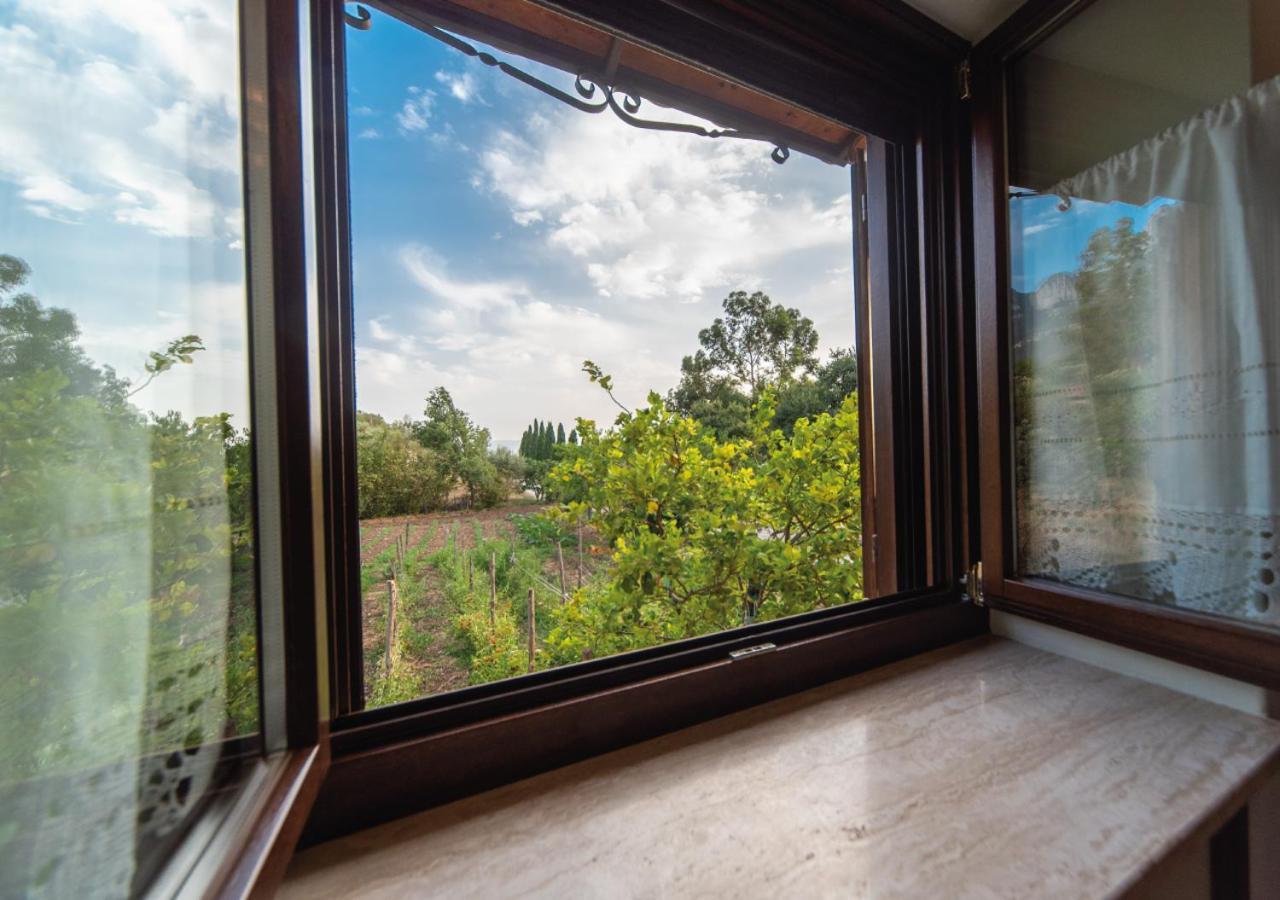 Postiglione Il Sorgituro - Agriturismo מראה חיצוני תמונה