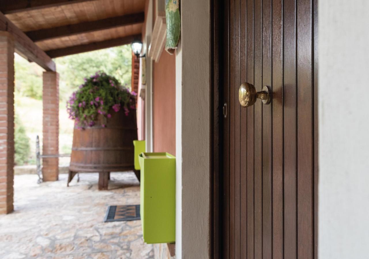 Postiglione Il Sorgituro - Agriturismo מראה חיצוני תמונה