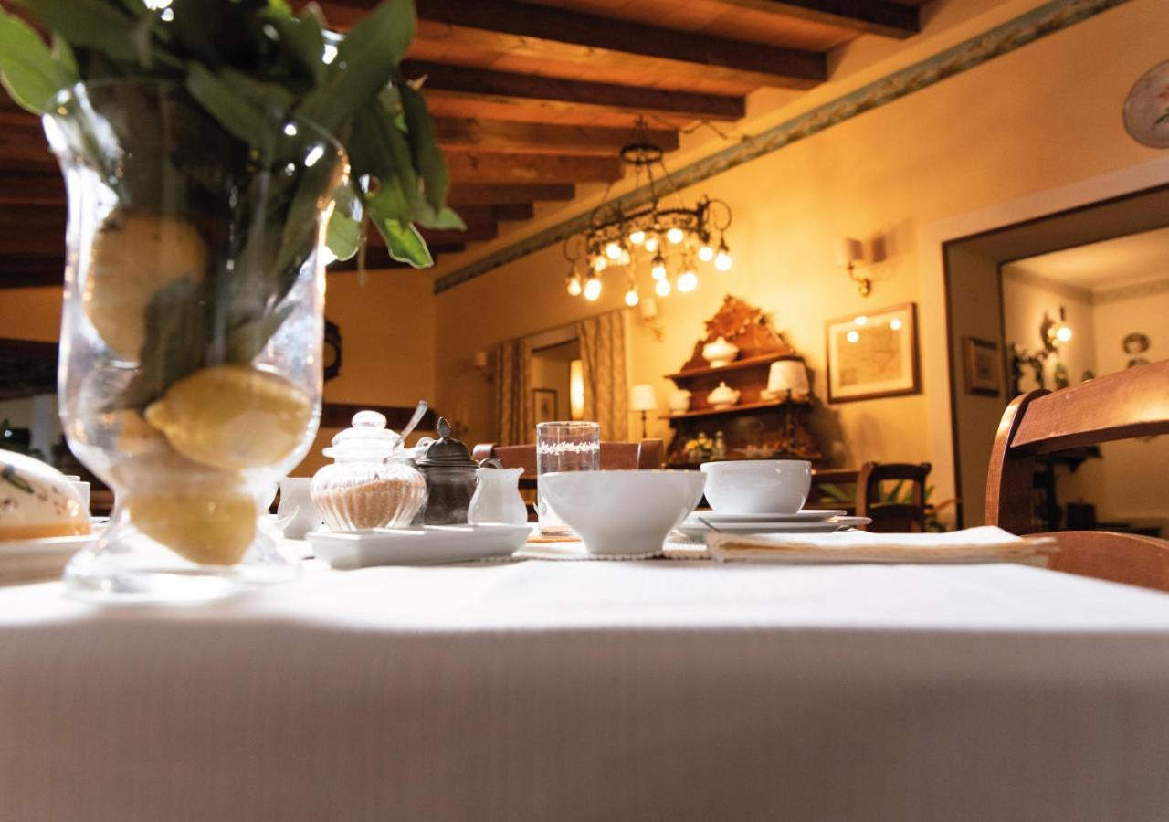 Postiglione Il Sorgituro - Agriturismo מראה חיצוני תמונה